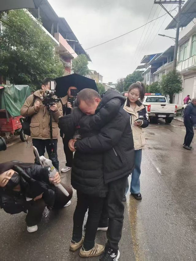 KAIYUN入口：一条抖音留言让被拐37年的他回到了家抖音寻人志愿者刘红涛：只要坚持就有人回家(图4)