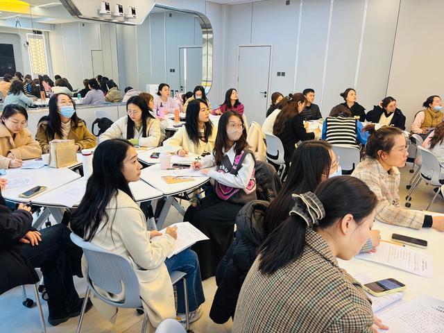 Al驱动教学：生成式技术如何重塑课堂(图4)