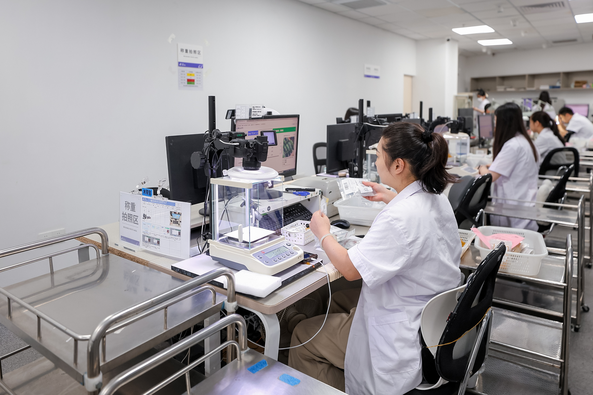 直播电商刺激玉石消费抖音电商质检仓配体系升级保障消费者权益(图2)