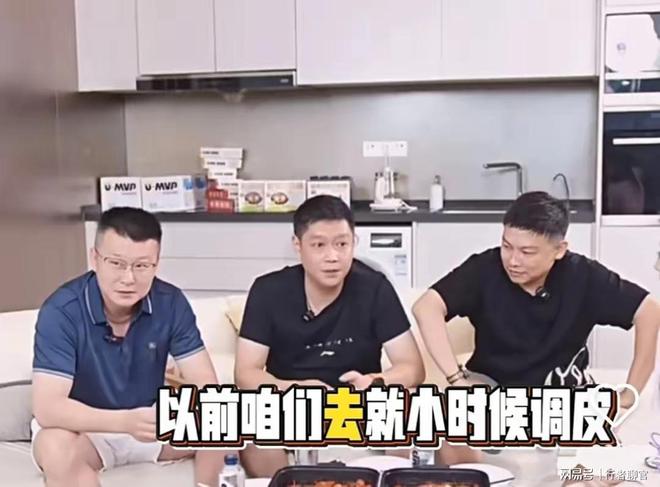 邱贻可陈玘直播带货金牌教练也要为生活奔波