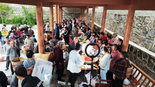 贵州铜仁69亿电商奇迹背后的“网红”力量(图4)