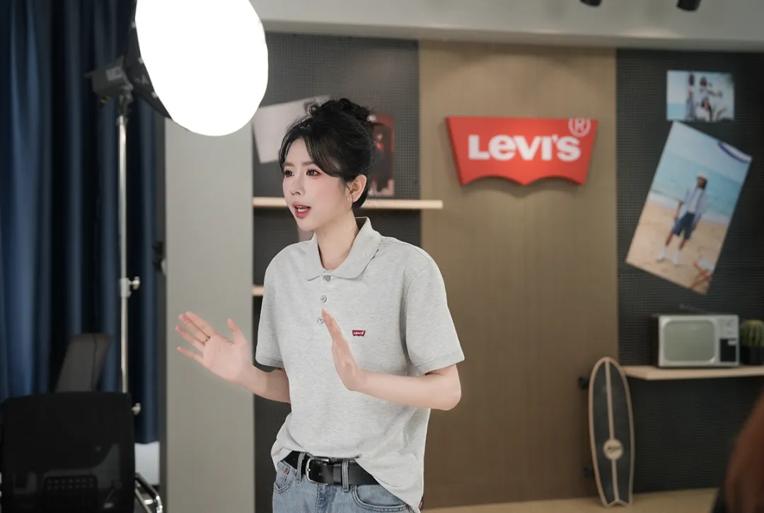 杭州老板锚定抖音一年卖货80亿(图6)